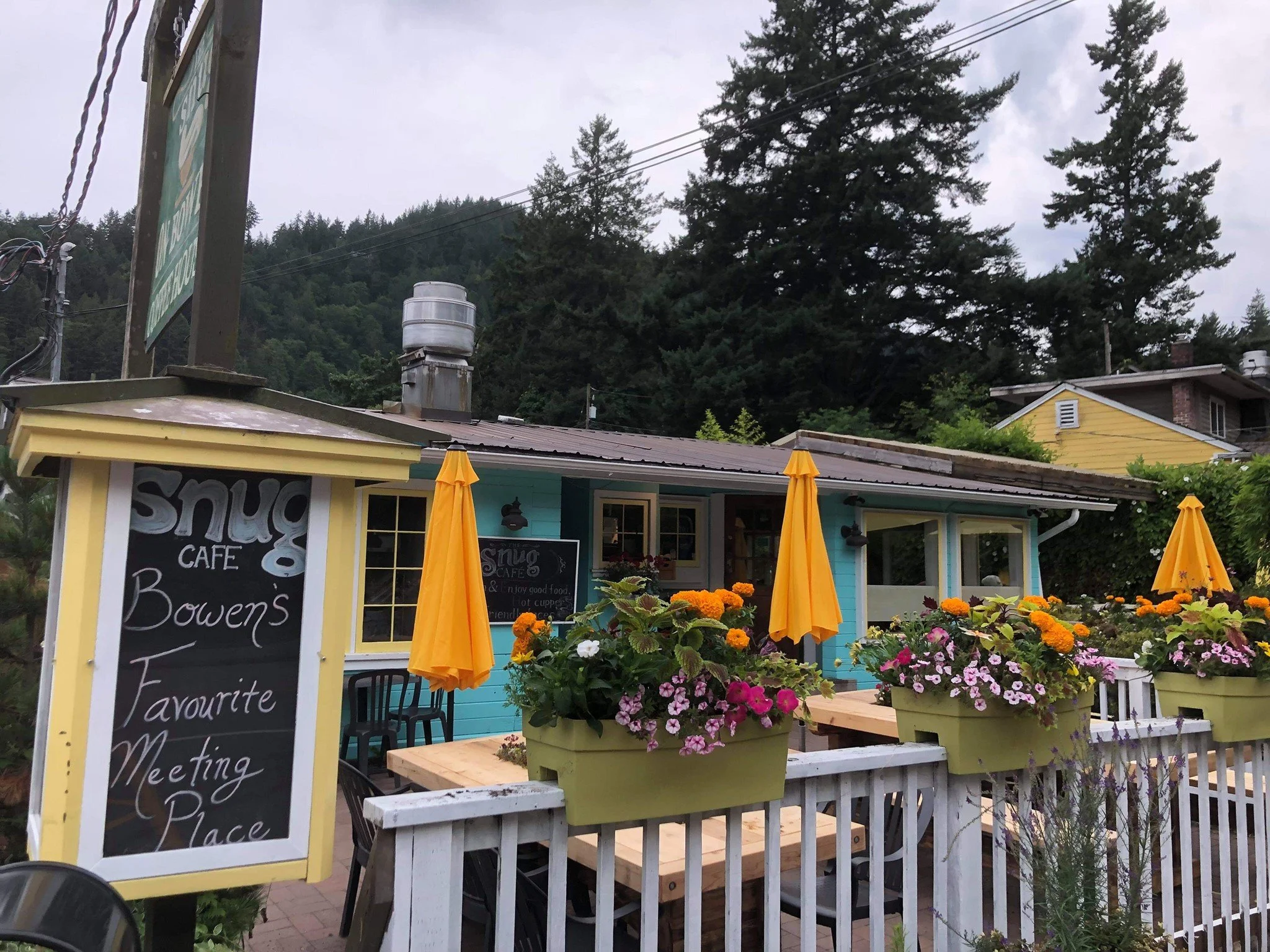 Snug Café Bowen Island