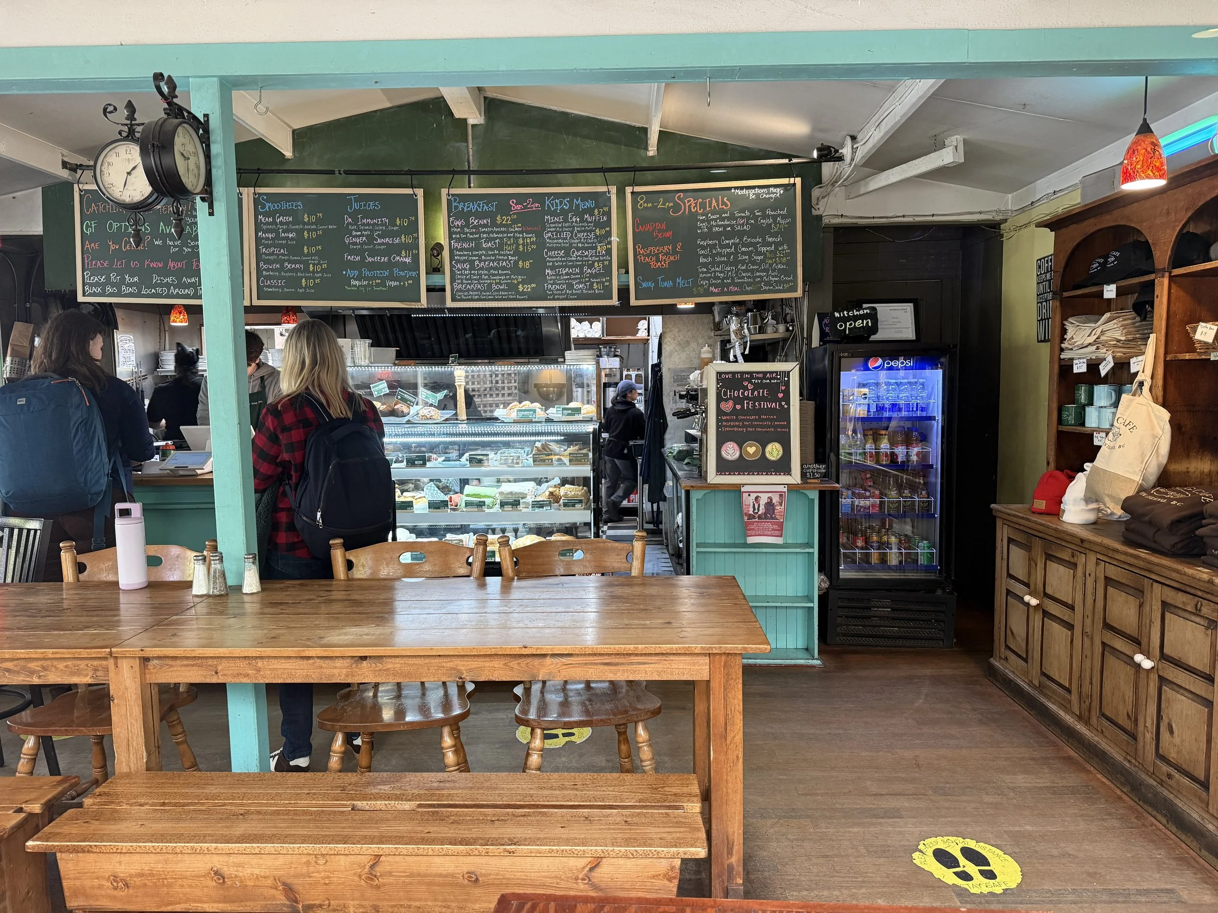 Snug Café Bowen Island
