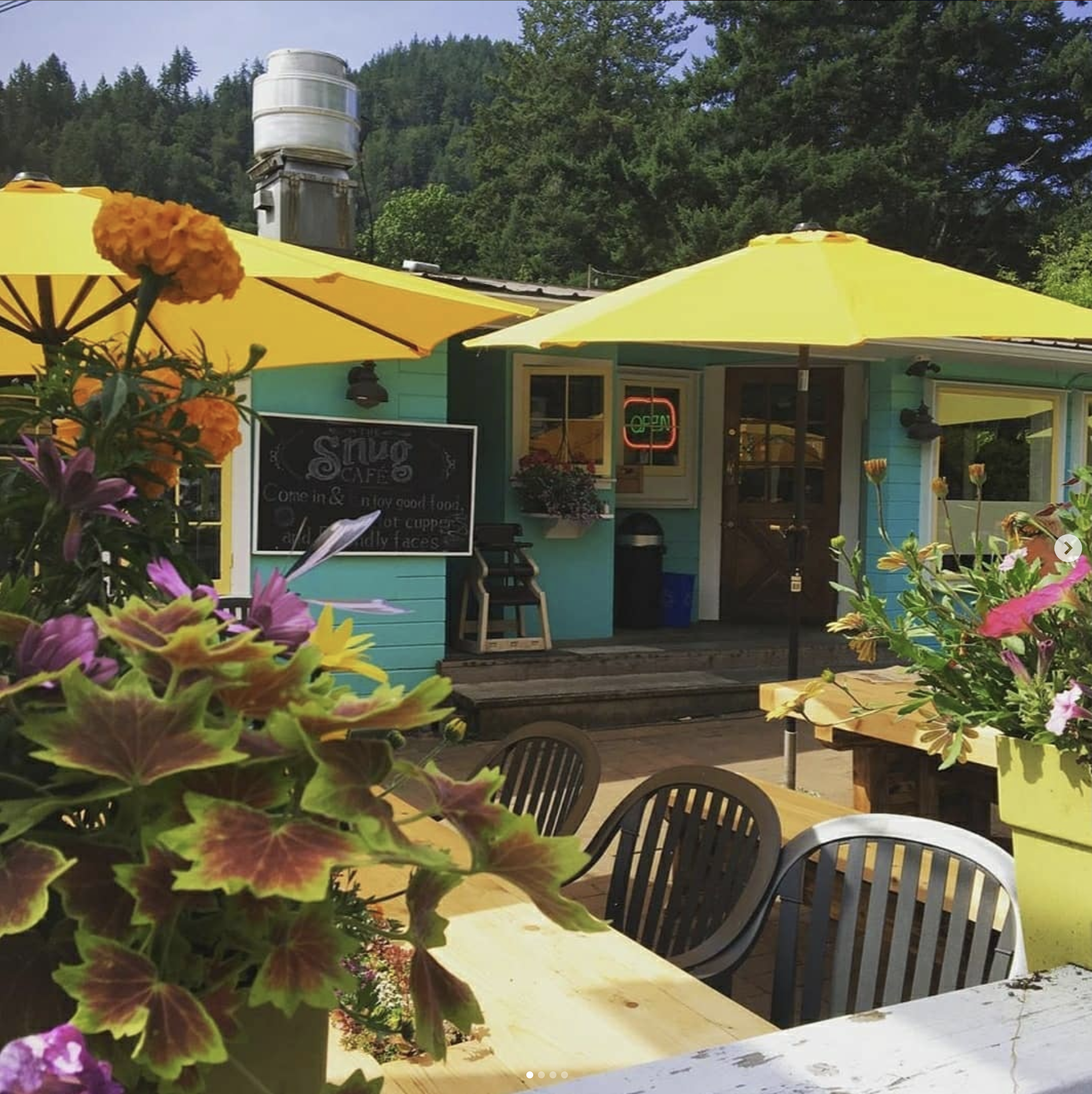 Snug Café Bowen Island